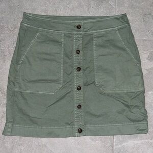 Vineyard Vines skirt